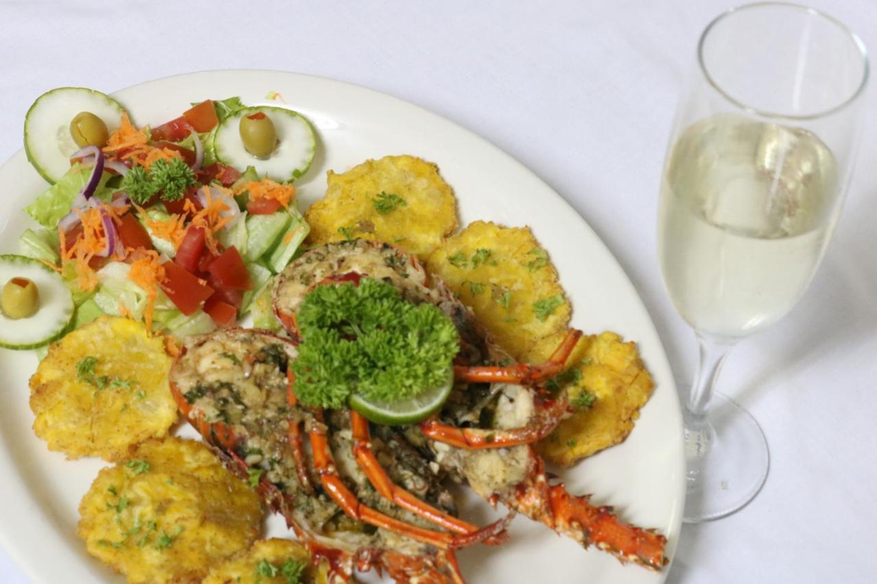 Vista Mar Hotel 보카스 타운 외부 사진